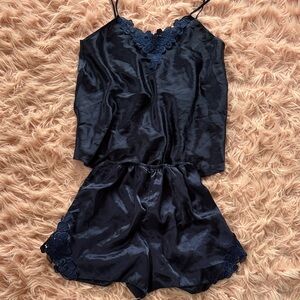 Luxurious Midnight Blue Lace Sleepwear Set